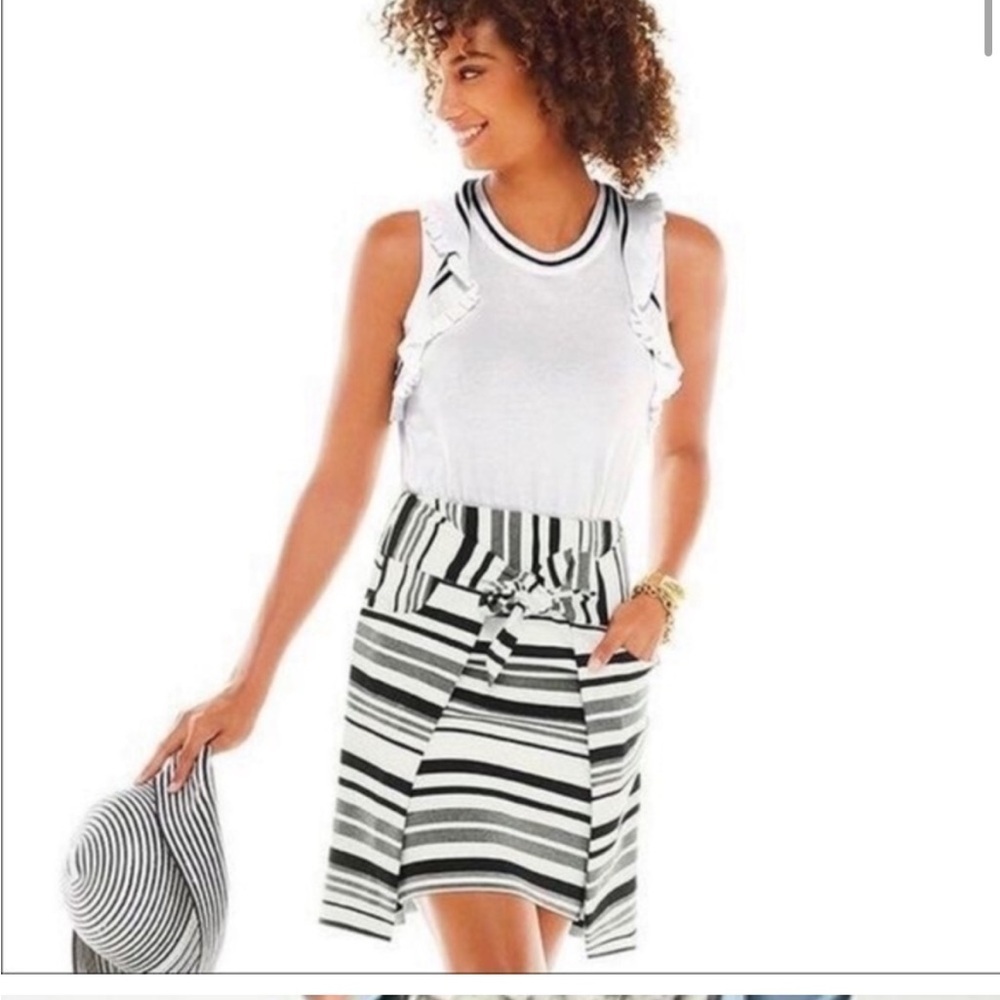 Cabi Grandstand wrap skirt